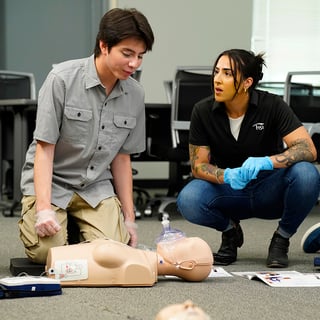 Instructor and student_DSC2843