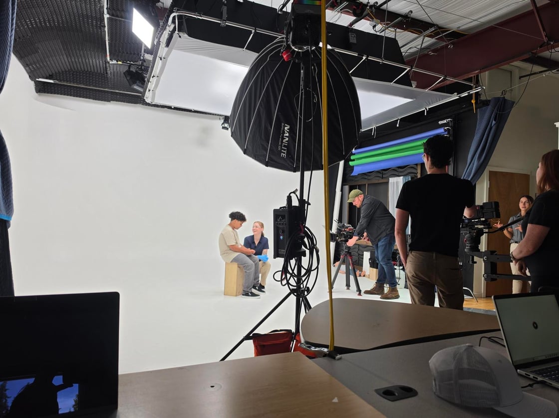 Media (6)