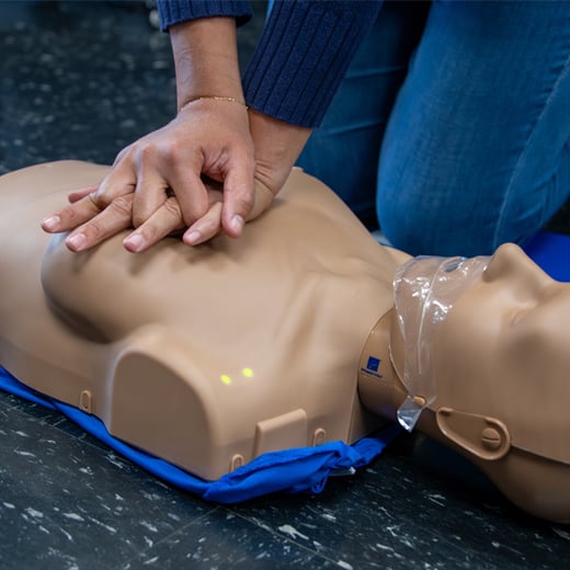 Prestan female manikin compressions square